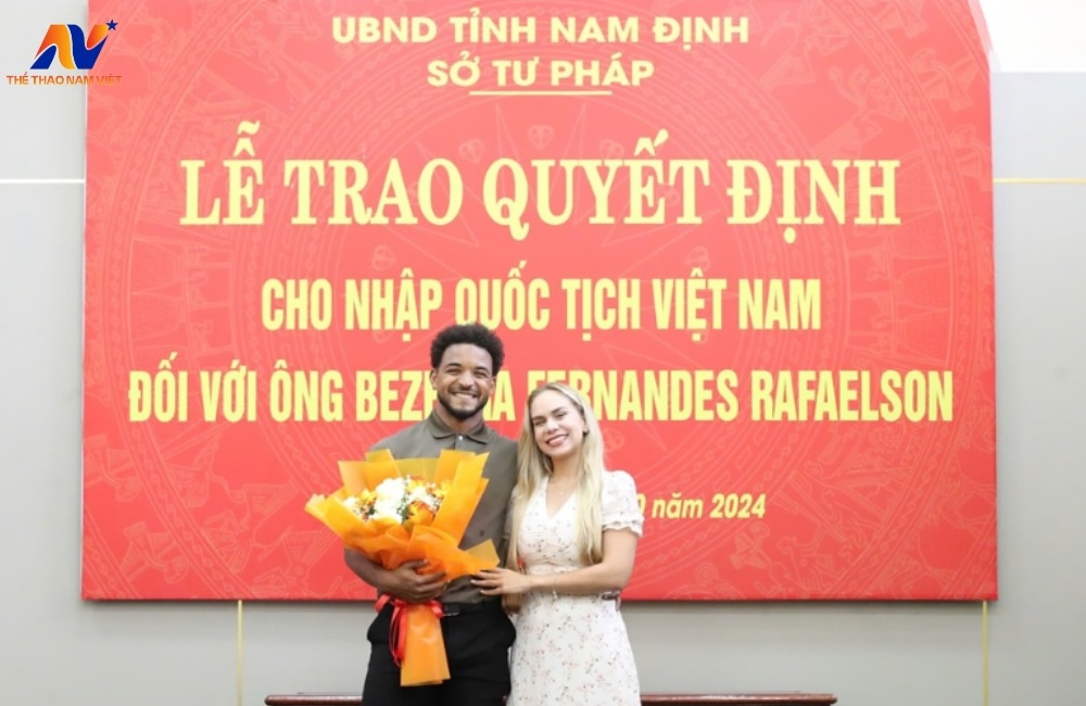 Cầu thủ Xuân Son là người nước nào mà được thi đấu cho đội tuyển Việt Nam?