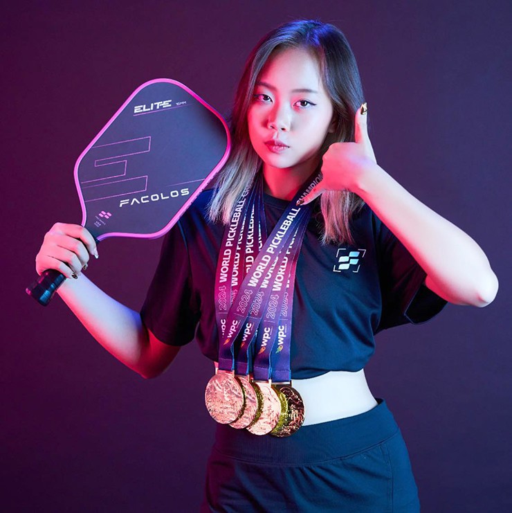 hot girl pickleball tài năng trẻ sophia phương anh