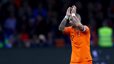 Wesley Sneijder ghi bàn vào lưới đội nào tại Euro 2008?
